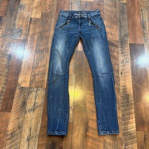 Guess jeans size 24